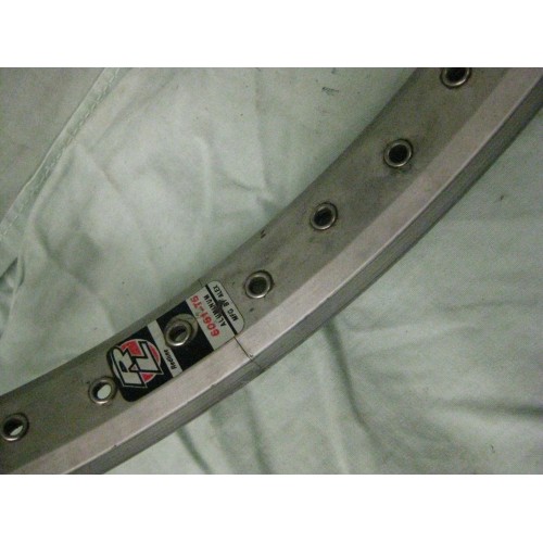 RIM 20x1.95 REDLINE 2X 48 HOLE ALLOY *USED*