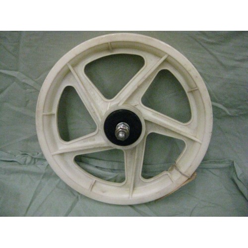 WHEEL FRONT 14" MAG NYLON WHITE